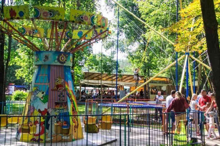 Названа основная причина несчастных случаев на аттракционах