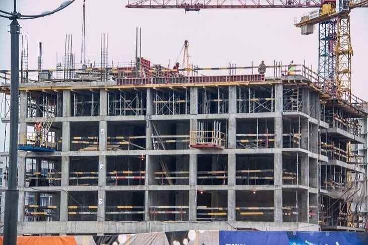 Сколько жилья построят в Беларуси до конца года. Ответил вице-премьер Сколько жилья построят в Беларуси до конца года. Ответил вице-премьер