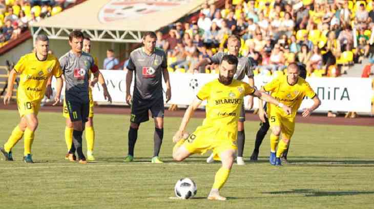 Футбол. ЧБ. В Солигорске «уничтожили» гродненский «Неман»