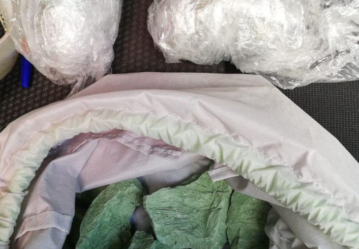 В Минске мужчину с марихуаной задерживал ОМОН В Минске мужчину с марихуаной задерживал ОМОН