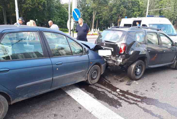 Смартфон устроил жуткое ДТП в Гомеле