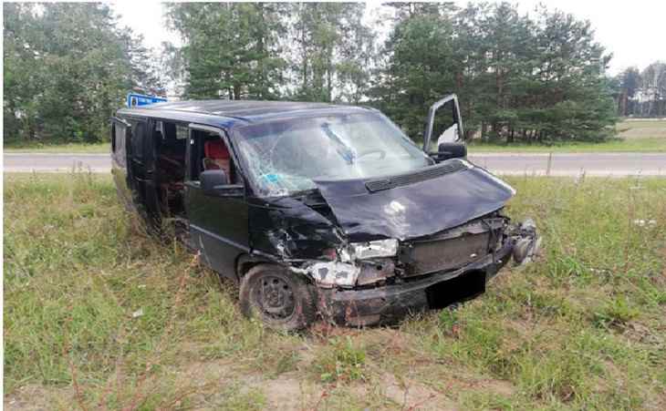 В Узденском районе столкнулись два микроавтобуса. Есть жертвы