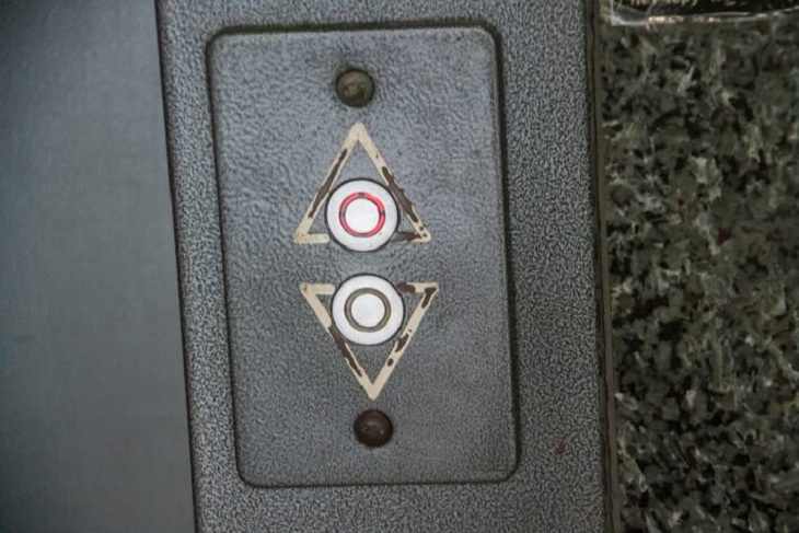 В минской многоэтажке после вмешательства прокуратуры заменили лифты