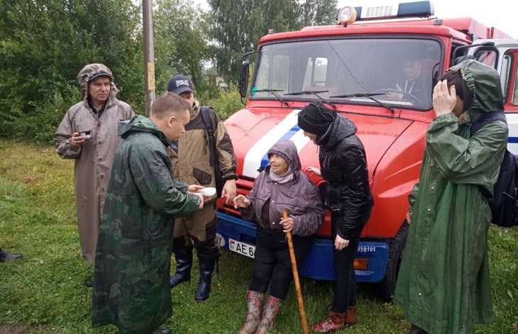 В Россонском районе более суток искали 89-летнюю бабушку, заблудившуюся в лесу В Россонском районе более суток искали 89-летнюю бабушку, заблудившуюся в лесу