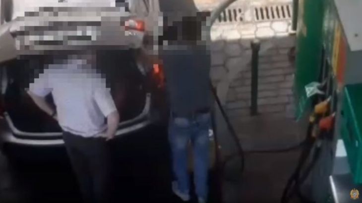 Директор хозяйства в Калинковичском районе расплатился за услугу казенным топливом Директор хозяйства в Калинковичском районе расплатился за услугу казенным топливом