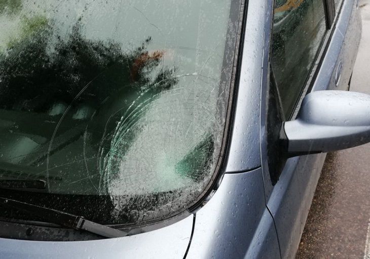 На Минщине за два дня во дворах домов под авто попали два ребенка 