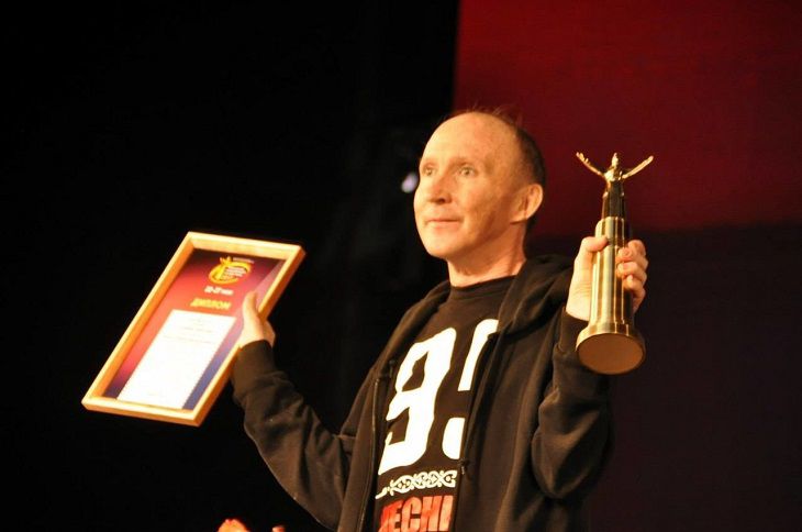 Актера из «Легенда №17» срочно госпитализировали 