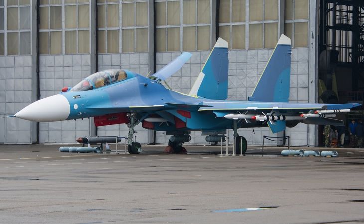 В Иркутске показали сверхманевренные истребители Су-30СМ для Беларуси В Иркутске показали сверхманевренные истребители Су-30СМ для Беларуси