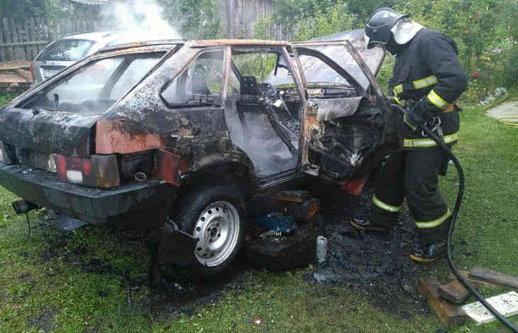 Три авто сгорели за выходные в Гомельской области