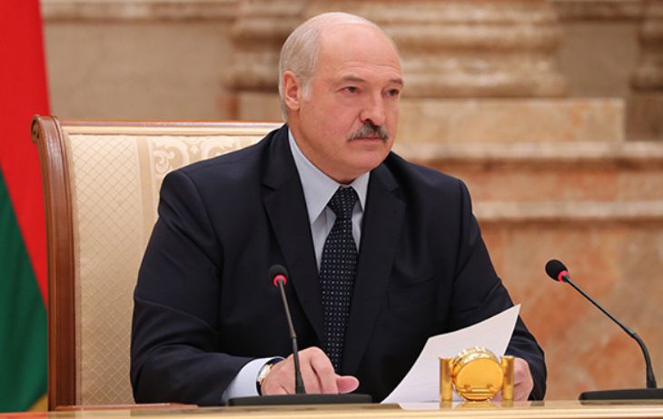 Лукашенко рассказал, как силовики пытались «прессовать» судей