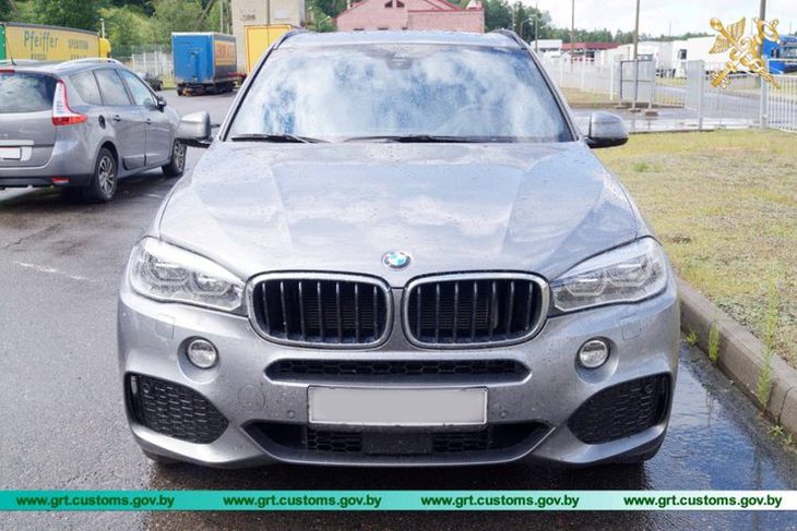 Гродненские таможенники задержали разыскиваемую Интерполом BMW Х5