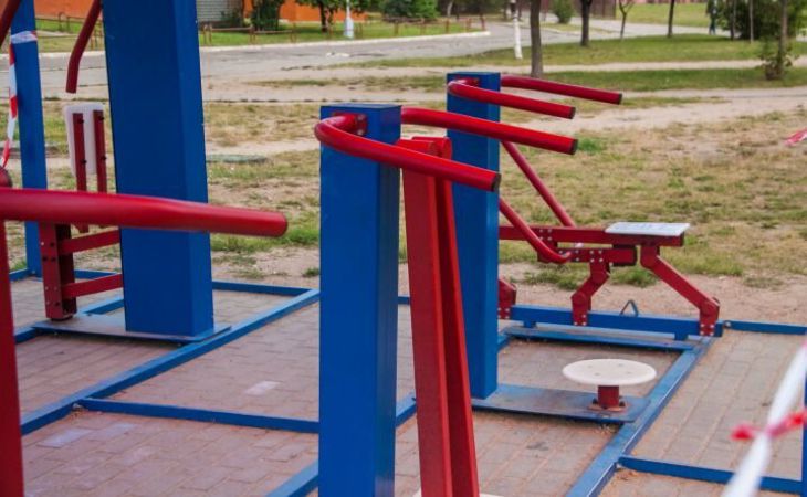 В Рогачёве установили новенькие уличные тренажеры. Вот, что с ними стало через несколько дней