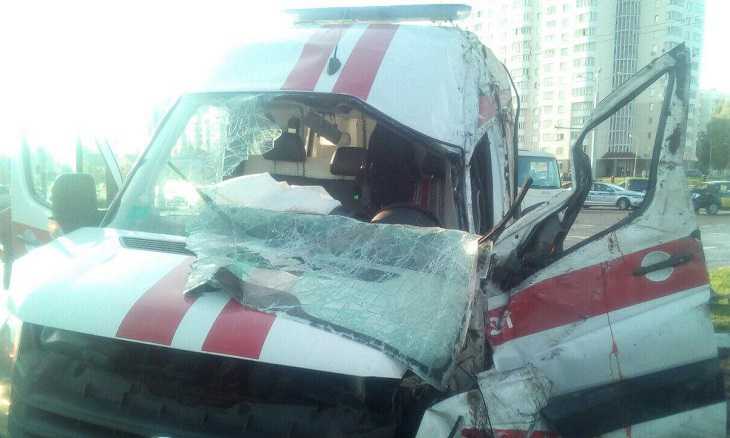 Умер водитель скорой, попавшей в ДТП в Витебске