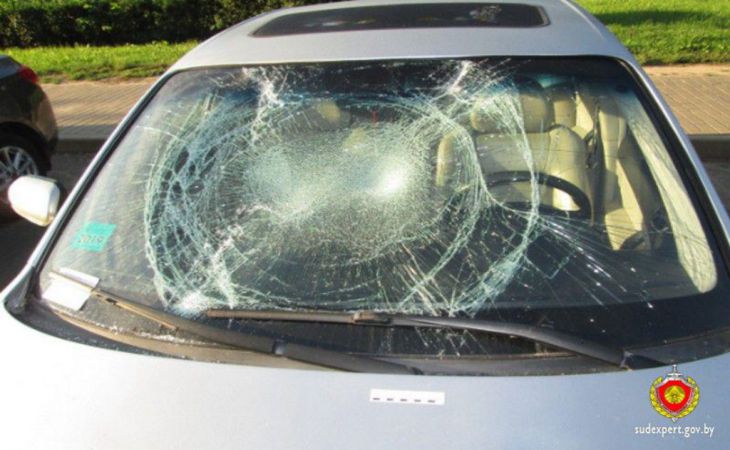 «Извините, компенсирую». Минчанин, который разбил три авто и оставил записку, объяснил свой поступок «Извините, компенсирую». Минчанин, который разбил три авто и оставил записку, объяснил свой поступок