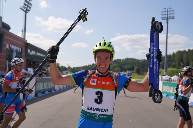 Никита Лобастов принес сборной Беларуси первое золото чемпионата мира по летнему биатлону