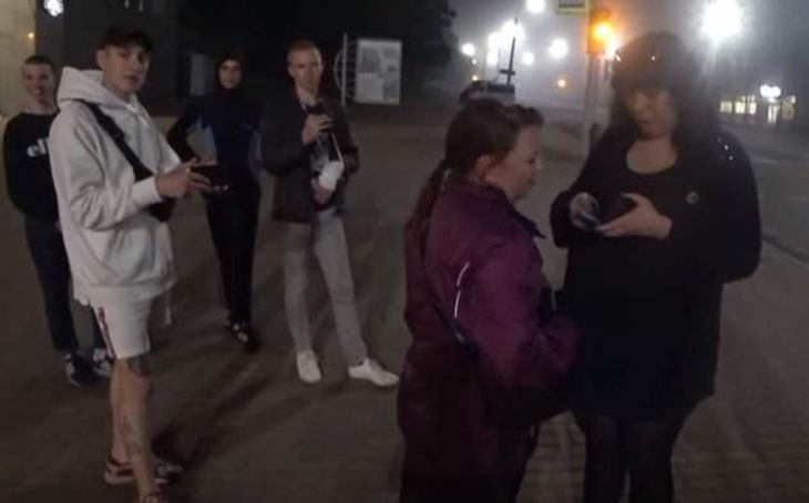 В центре Могилева юноша снял на видео проституток и подрался с сутенерами