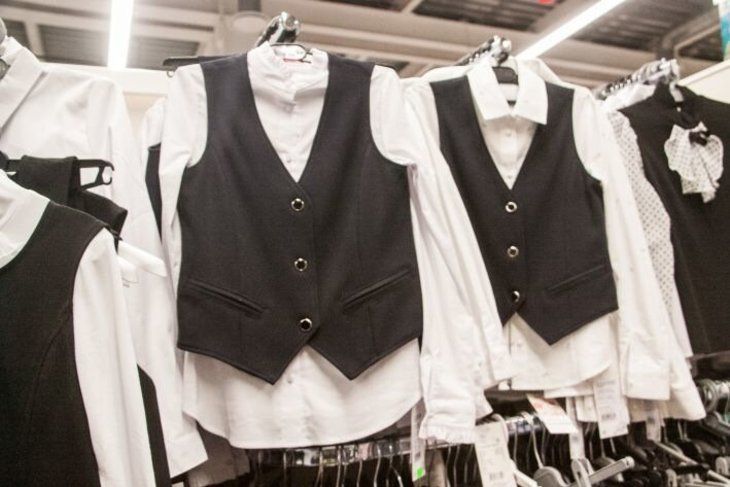 Школьные пиджаки оказались небезопасными для здоровья Школьные пиджаки оказались небезопасными для здоровья
