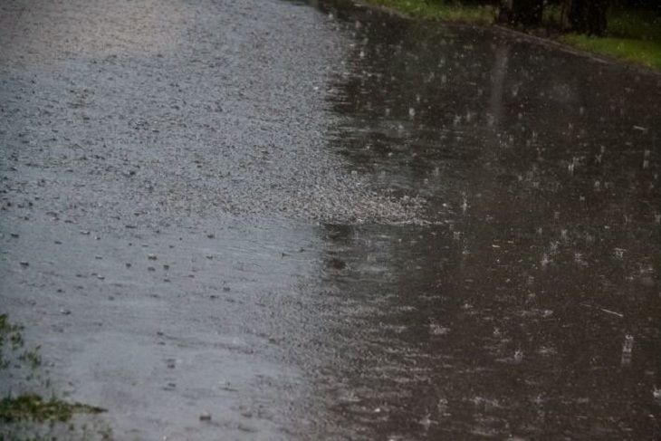 Сильнейшие ливни. Эвакуируют более 700 тыс. человек Сильнейшие ливни. Эвакуируют более 700 тыс. человек