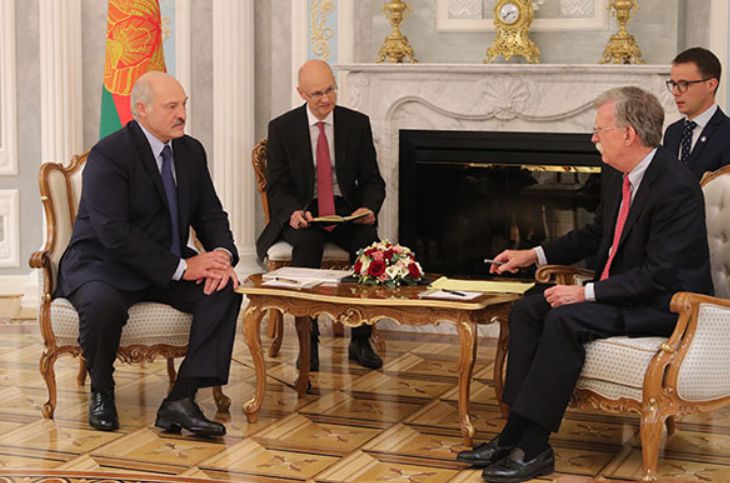 «Никаких конспирологических заговоров». В МИД рассказали, что Лукашенко обсуждал с советником Трампа «Никаких конспирологических заговоров». В МИД рассказали, что Лукашенко обсуждал с советником Трампа