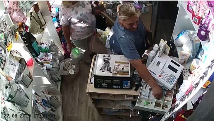 В Минске дама обокрала зоомагазин. Но она была не одна  