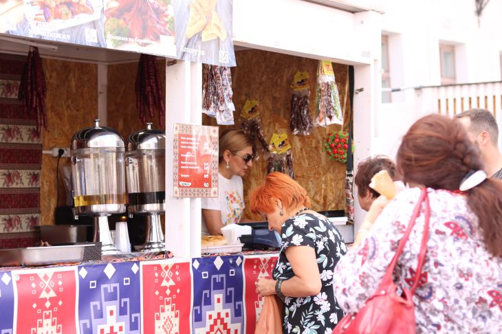Армянская кухня и винные традиции. Как прошел День культуры Армении в Минске