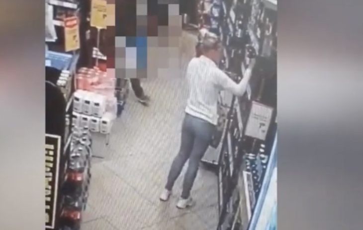 В Минске криминальная пара выносила товары из магазинов в специальной сумке