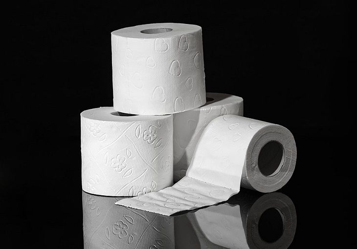 Медики признали туалетную бумагу опасной для здоровья