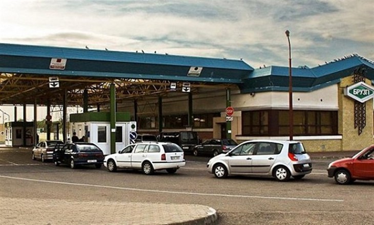 Заторы из грузовиков наблюдаются на белорусской границе с Евросоюзом