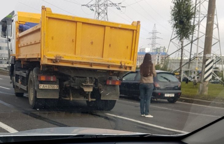 В Минске на МКАД произошли две аварии. Движение затруднено 