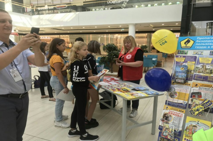 Масштабное учение спасателей прошло в торговом центре Минска. Посмотрите, как это было