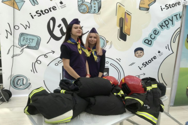 Масштабное учение спасателей прошло в торговом центре Минска. Посмотрите, как это было