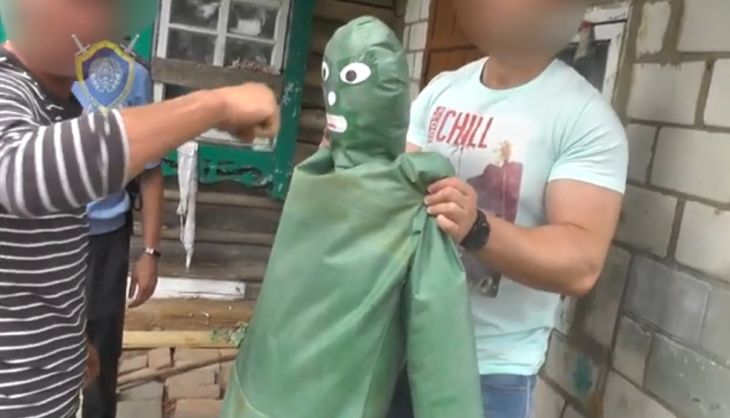  «Закопал и снял деньги с карты»:  обвиняемый в убийстве россиянки рассказал, как совершил преступление