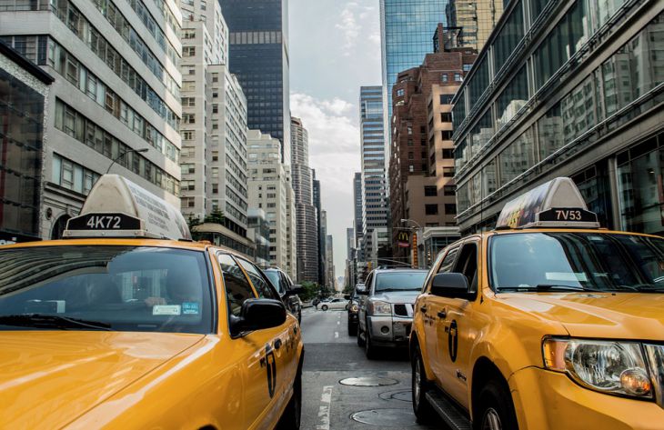 Какие модели авто в такси считаются наиболее безопасными, сообщили эксперты
