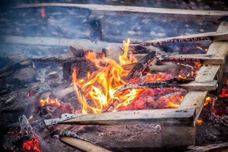 Невзлюбивший полицейского мужчина спалил его дом Невзлюбивший полицейского мужчина спалил его дом