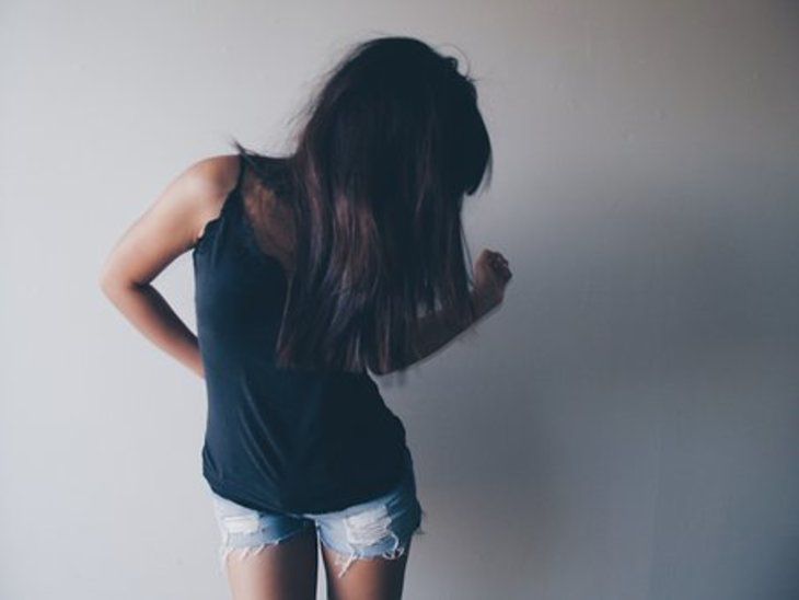 Женщина устроила стриптиз в одном из ТРЦ Могилева