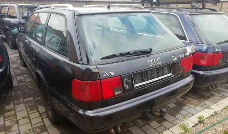 Суд вынес приговор жителю Брестского района, который под видом одного авто ввез семь. Штраф впечатляет