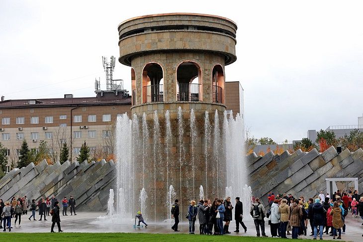 В Кемерове открыли парк в память о жертвах пожара в ТЦ «Зимняя вишня»