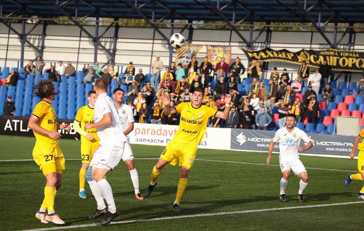 «Шахтер» и минское «Динамо» победили в матчах чемпионата Беларуси