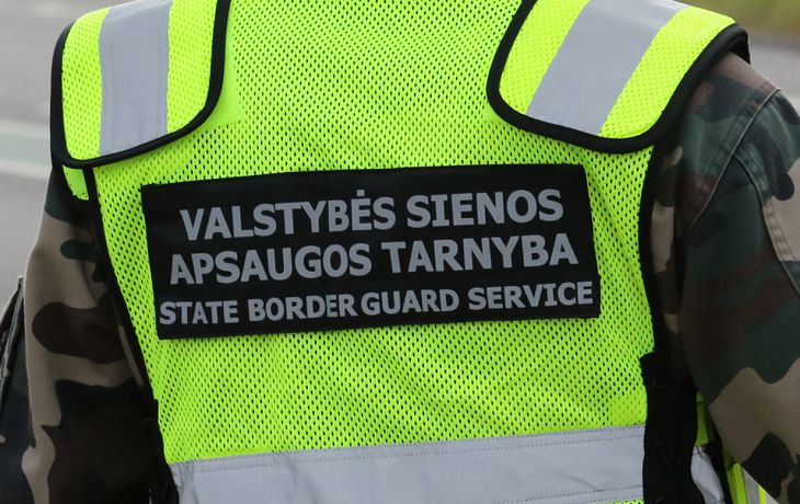 Литовский пограничник попался на контрабанде белорусских сигарет