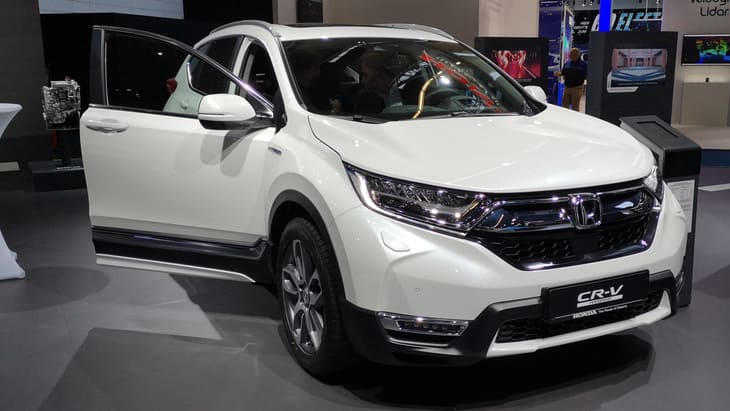 Кроссовер Honda CR-V стал гибридом