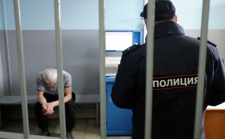 «Ударил ножом и изнасиловал»: россиянин зверски надругался над своим отцом
