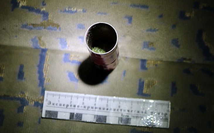 На границе задержали украинца: пытался провезти в Беларусь фонарик с марихуаной