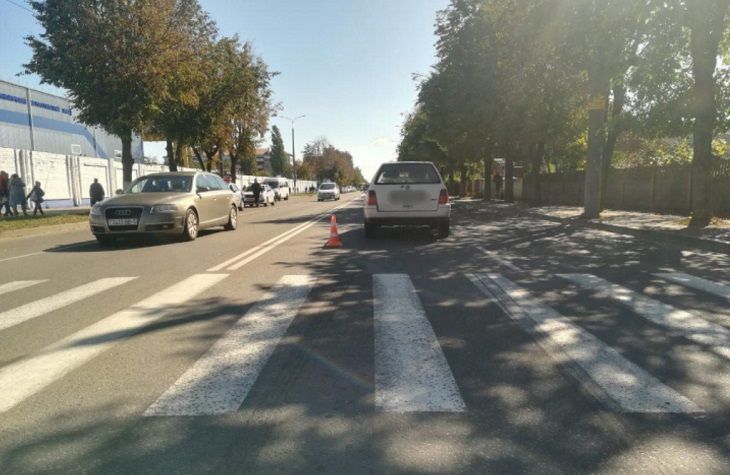 В Барановичах легковушка сбила 13-летнего мальчика на переходе