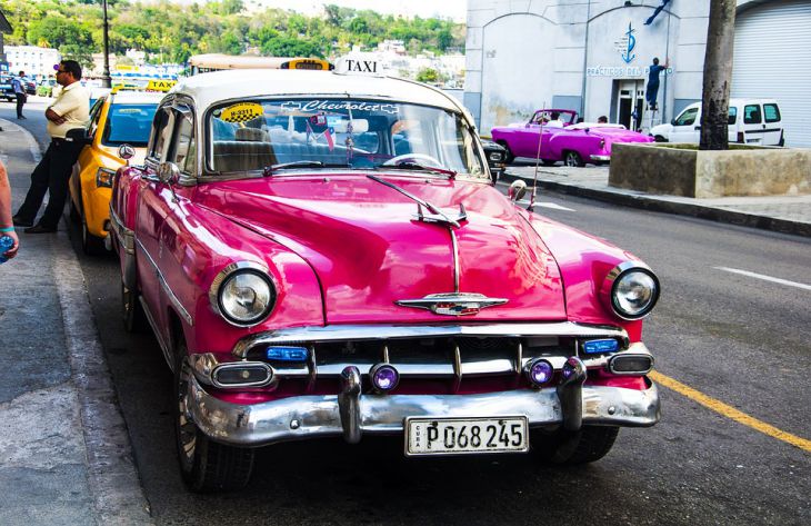 Специалисты считают, что на дороге не стоит проявлять вежливость