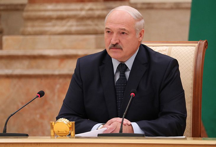 Лукашенко: 1 000 рублей – это не заоблачная зарплата