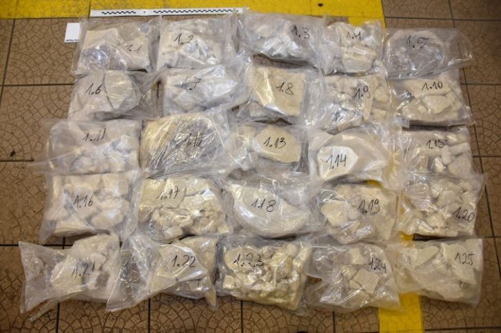 Рекордная партия: россияне везли в Беларусь 50 кг экстази