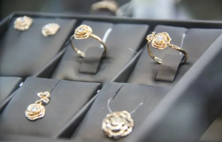 Минфин повысил цены на скупку драгметаллов у населения