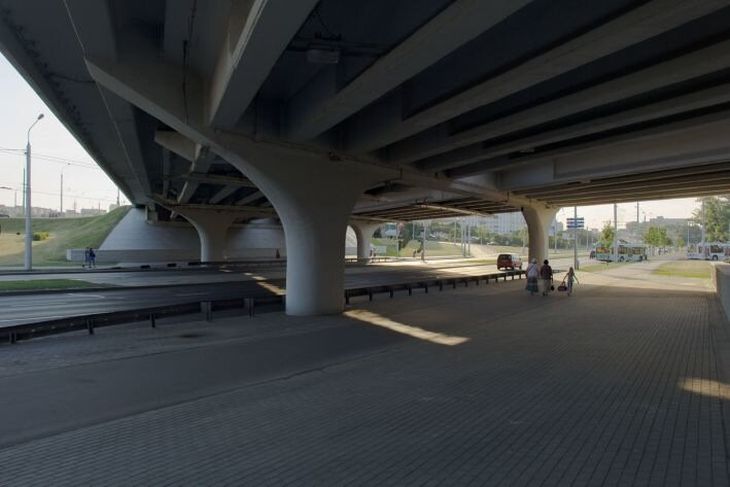 Под путепроводом в Барановичах обнаружили труп мужчины. Разыскивают очевидцев Под путепроводом в Барановичах обнаружили труп мужчины. Разыскивают очевидцев