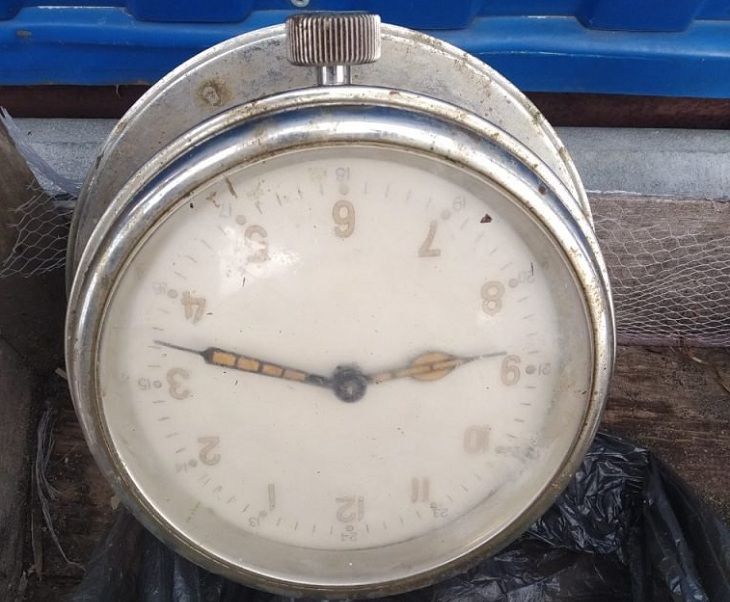 Радиоактивные корабельные часы нашли в Гомеле