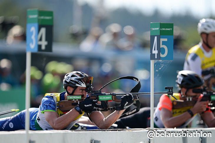 Максим Воробей и Динара Алимбекова выиграли спринтерские гонки на чемпионате Беларуси по летнему биатлону